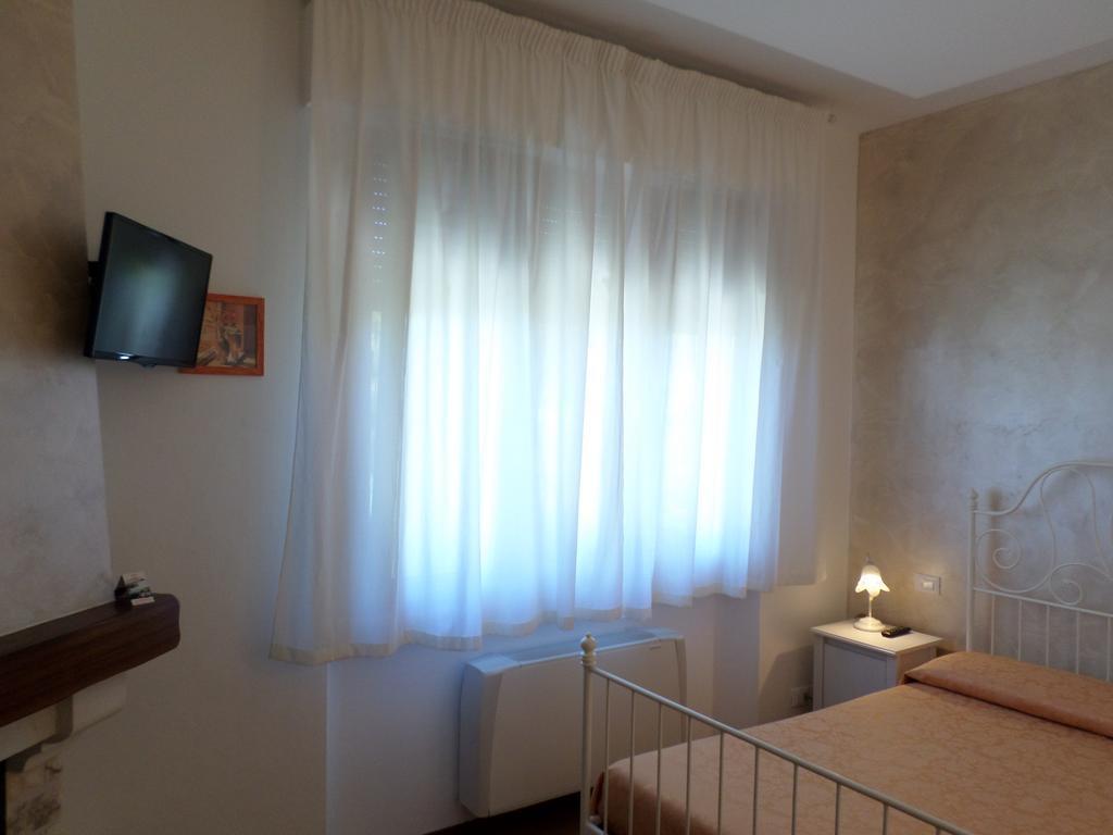 Bed And Breakfast " Il Tesoro Di Mario " ファルコナーラ・マリッティマ エクステリア 写真