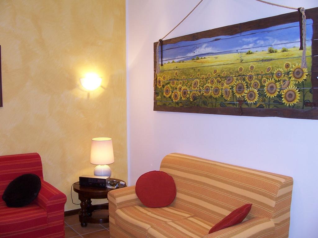Bed And Breakfast " Il Tesoro Di Mario " ファルコナーラ・マリッティマ エクステリア 写真